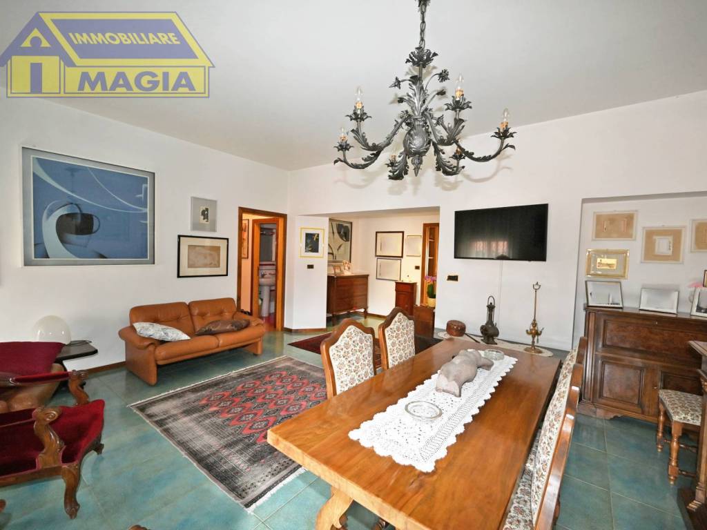 Appartamento a Ascoli piceno in Viale Marcello Federici, 101 - Foto 2