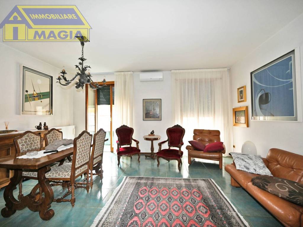 Appartamento a Ascoli piceno in Viale Marcello Federici, 101 - Foto 5