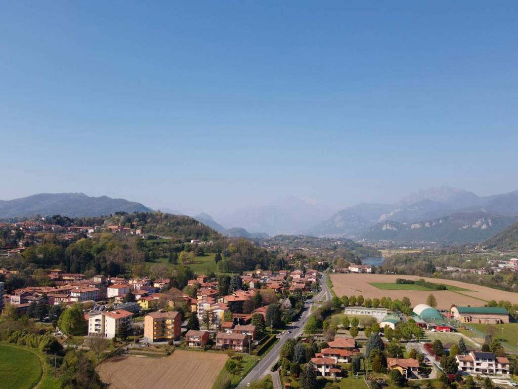 Villa a Imbersago in Via Monsereno - Foto 3