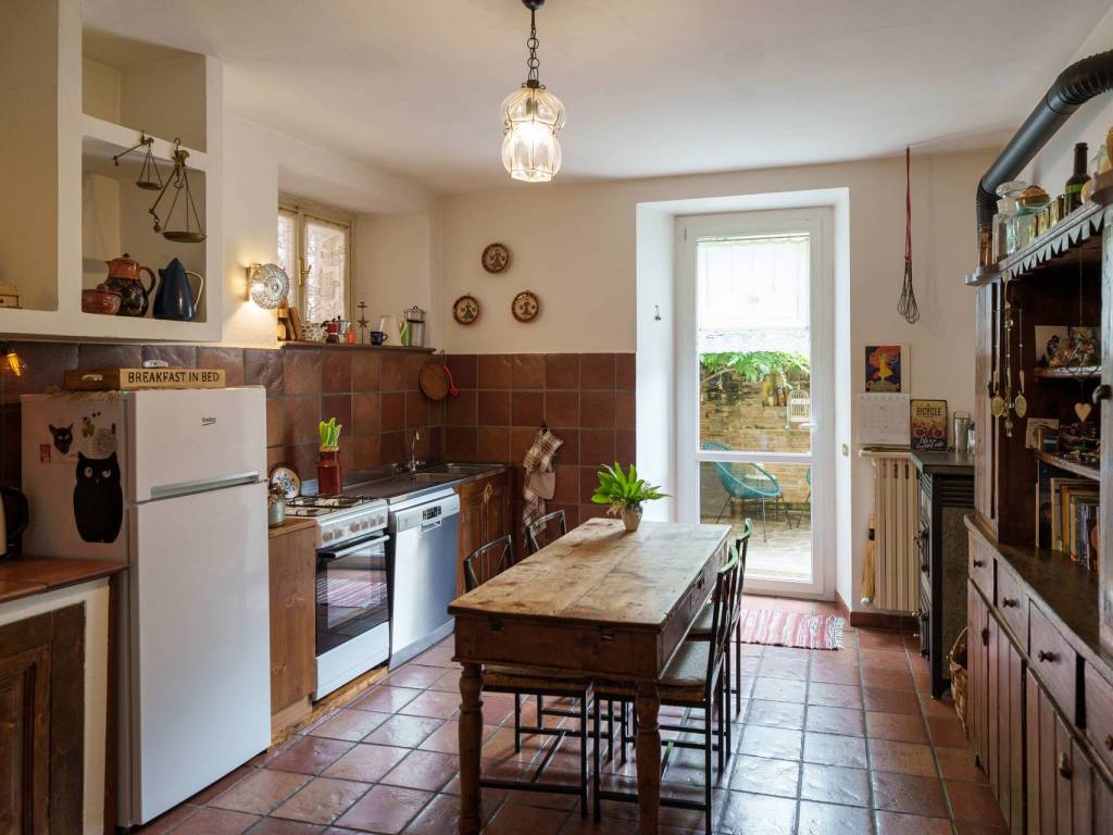 Villa a Introbio in Piazza Dottor Scotti, 3 - Foto 4