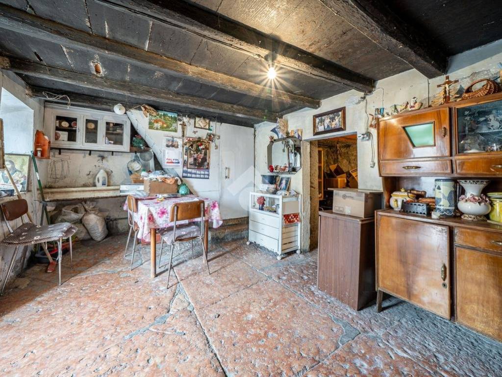 Rustico / casale a Velo veronese in Contrada Fontani-Stalla - Foto 3