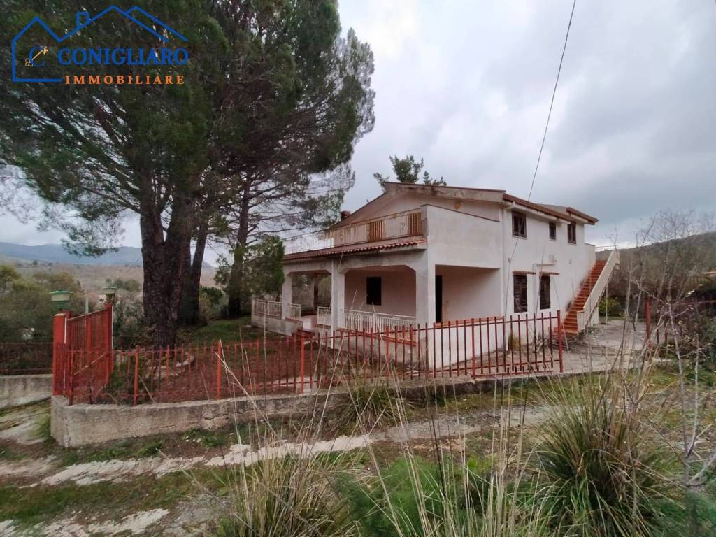 Villa a Piana degli albanesi in contrada Dingoli - Foto 3