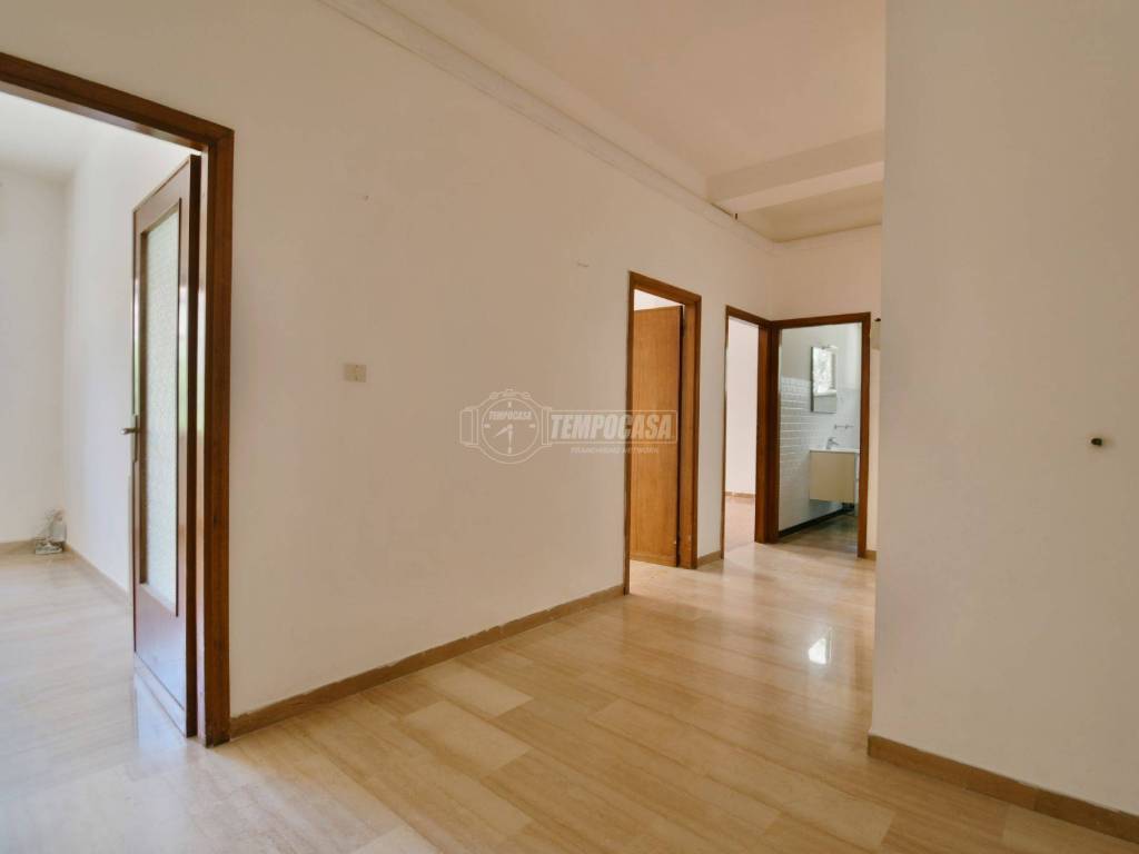 Appartamento a Ascoli piceno in Via Achille Argenti 8 - Foto 2