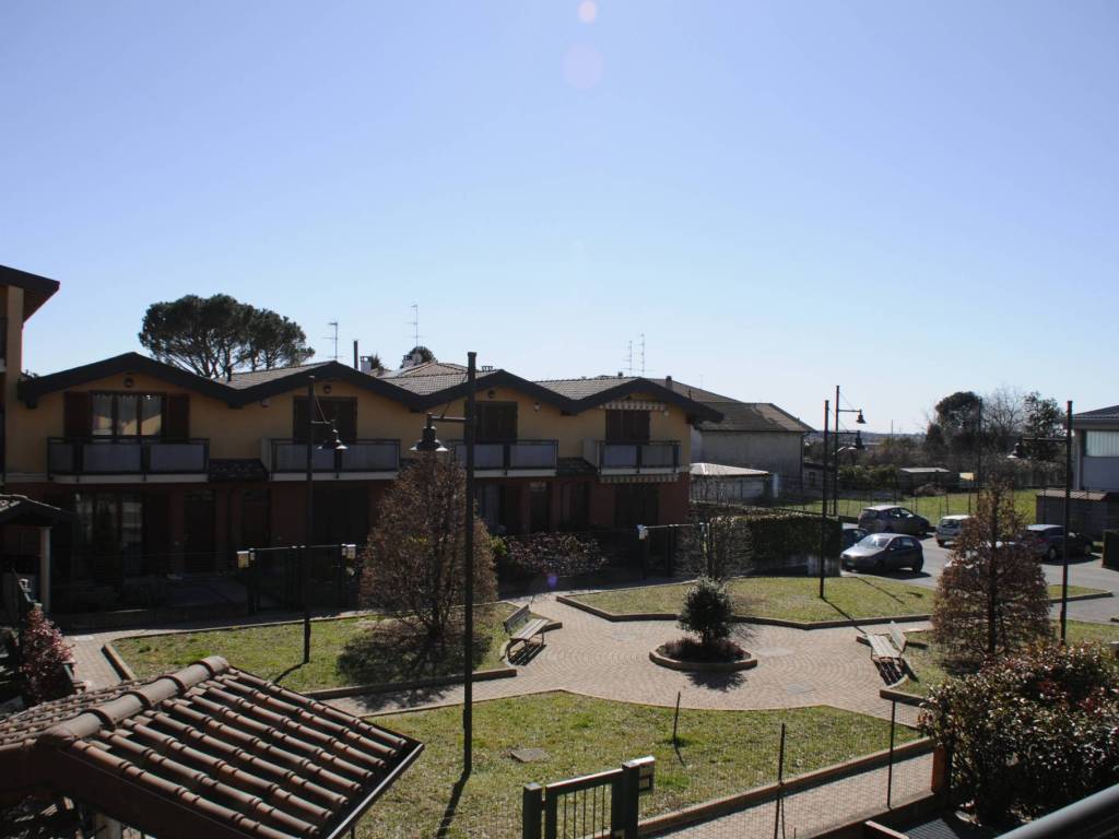 Appartamento a Tradate in Via Monte Nevoso, 45 - Foto 3