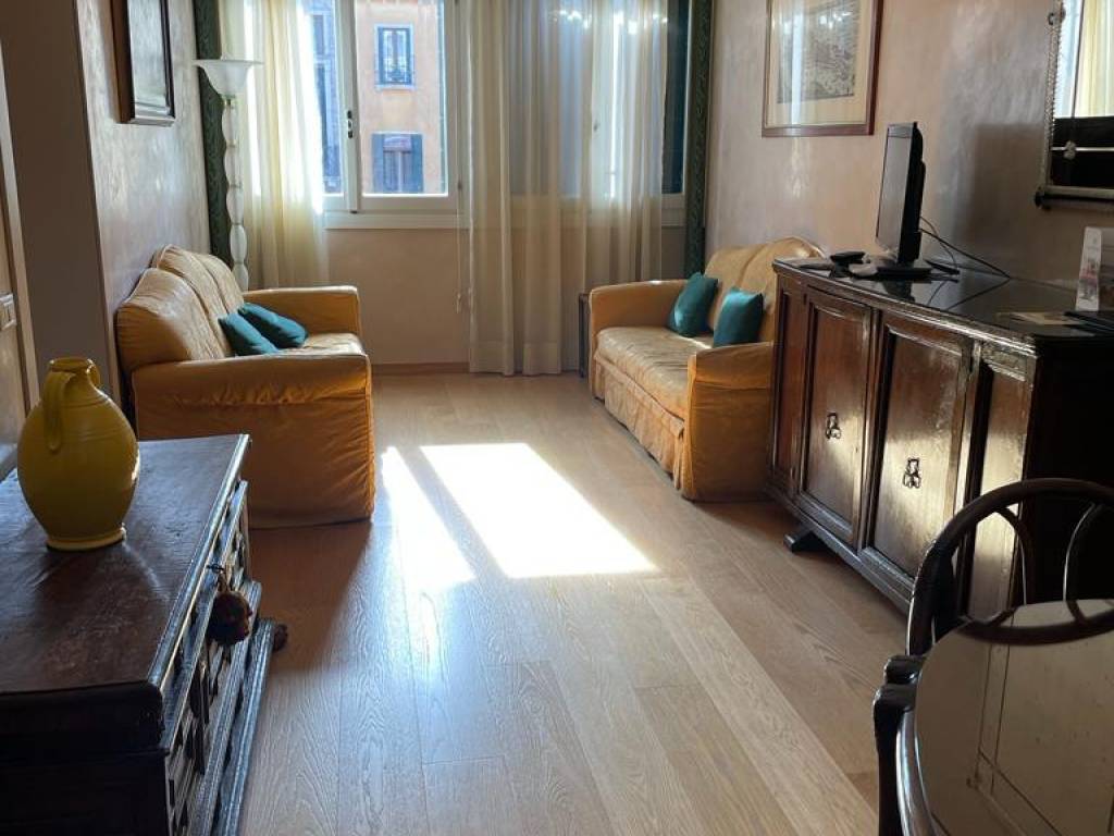 Appartamento a Venezia in Via C. de La Vida, 2462 - Foto 2