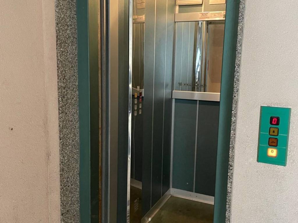 Appartamento a Taranto in Via Regina Elena, 68 - Foto 3