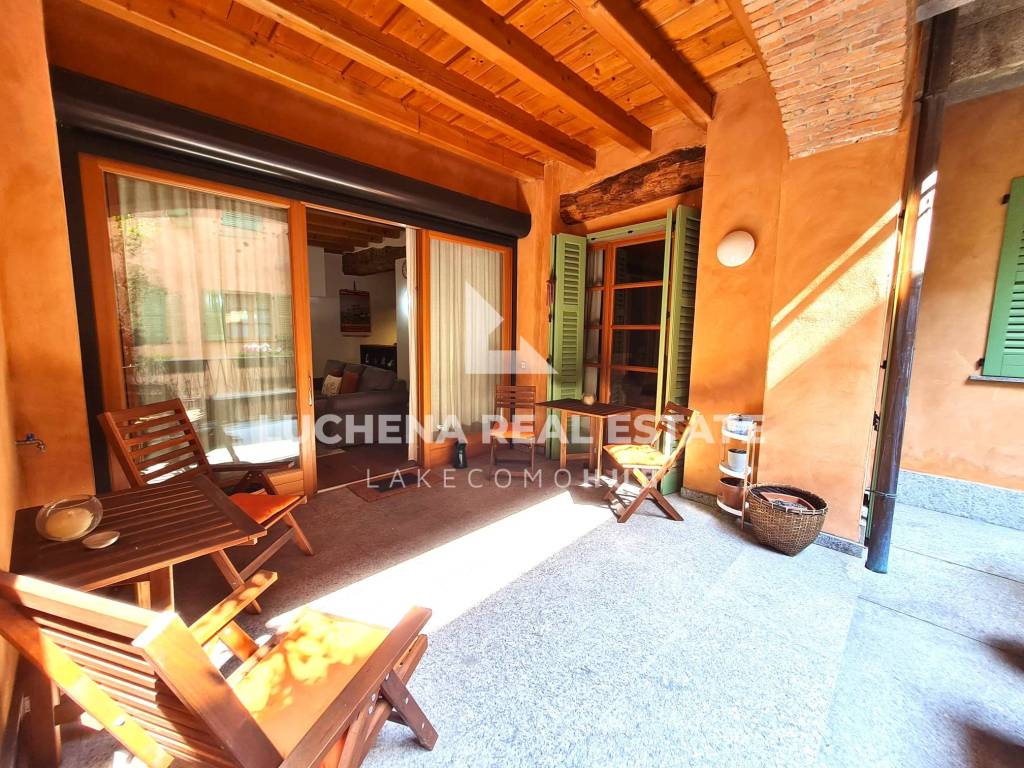 Appartamento a Como in Via Cinque Giornate, 46 - Foto 2