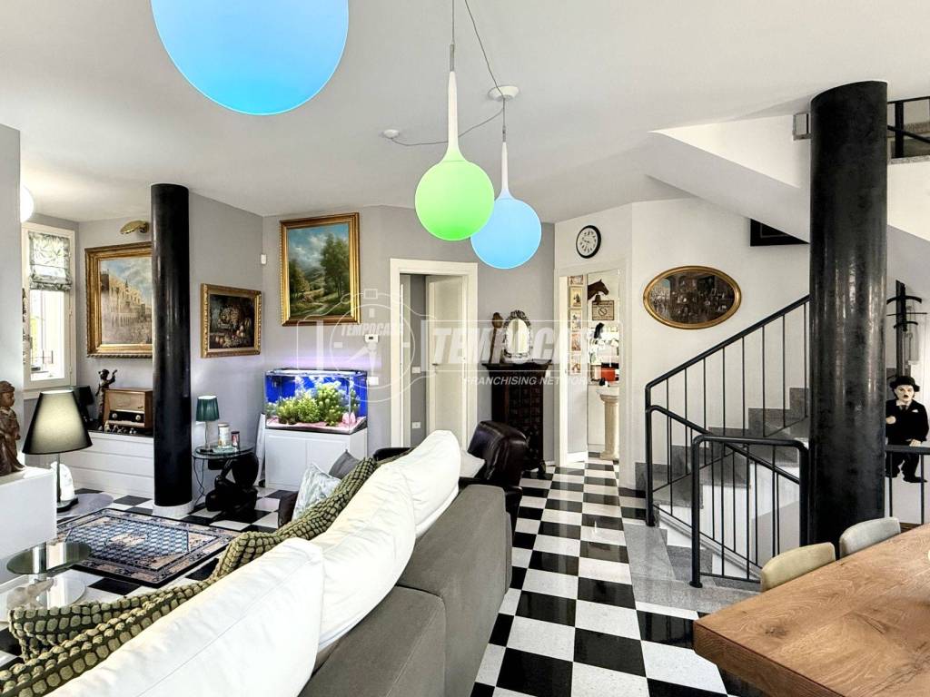 Villa a Imbersago in Via Cantù 22 - Foto 5