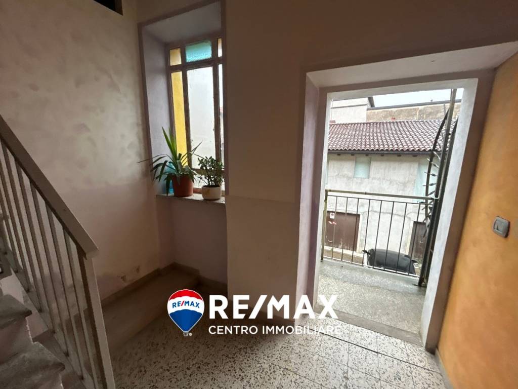 Appartamento a Viggiù in Via Roma - Foto 4