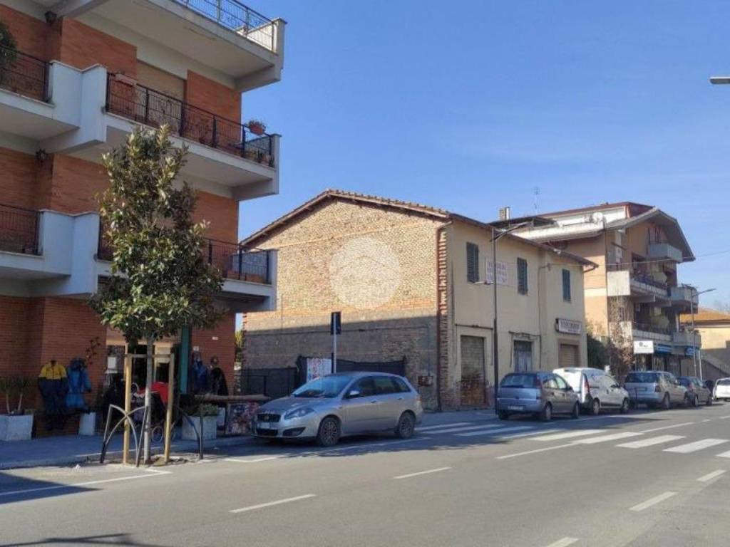 Appartamento a Fara in sabina in Via Giuseppe Garibaldi, 64 - Foto 2