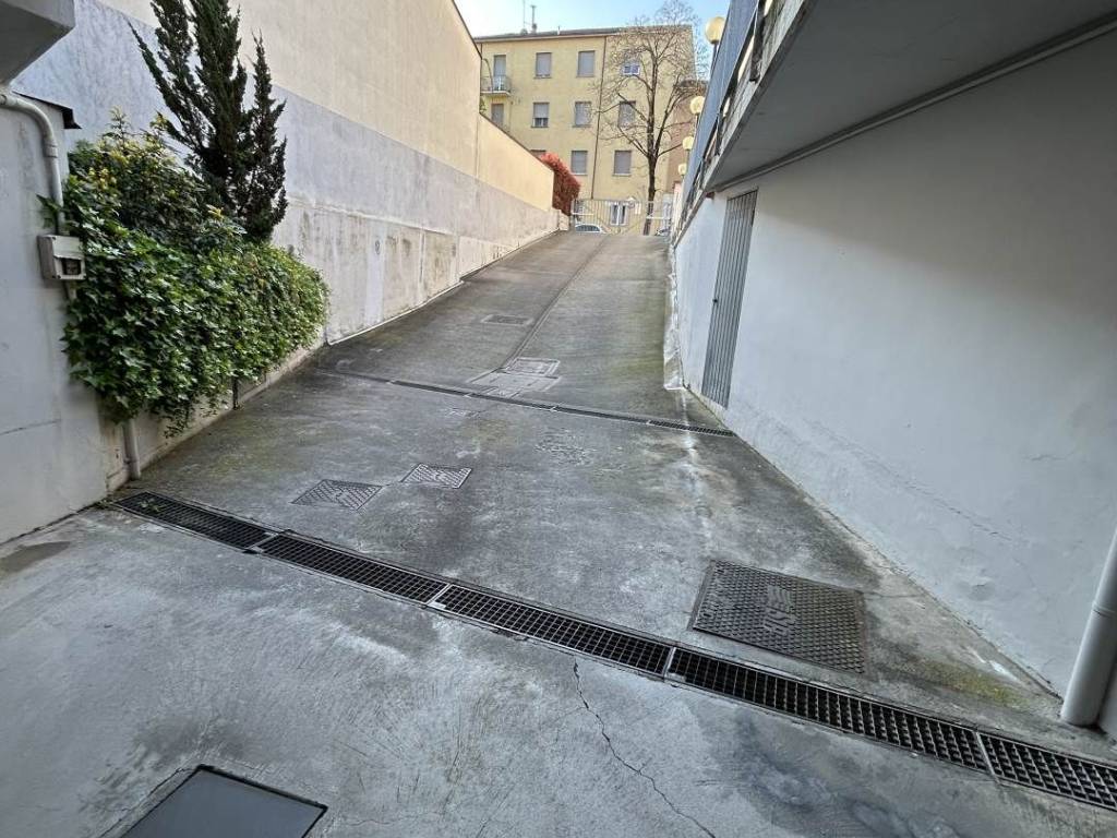 Box / garage a Piacenza in Via leonardo da vinci - Foto 2