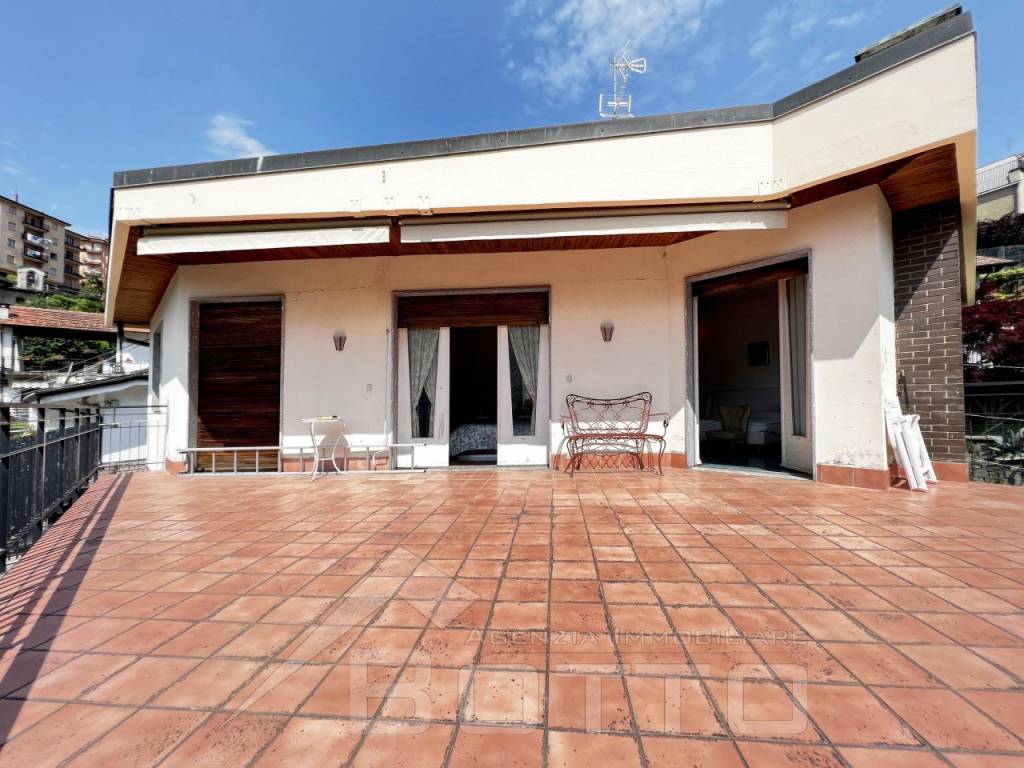 Villa a Omegna in via alle quarne 1 - Foto 2