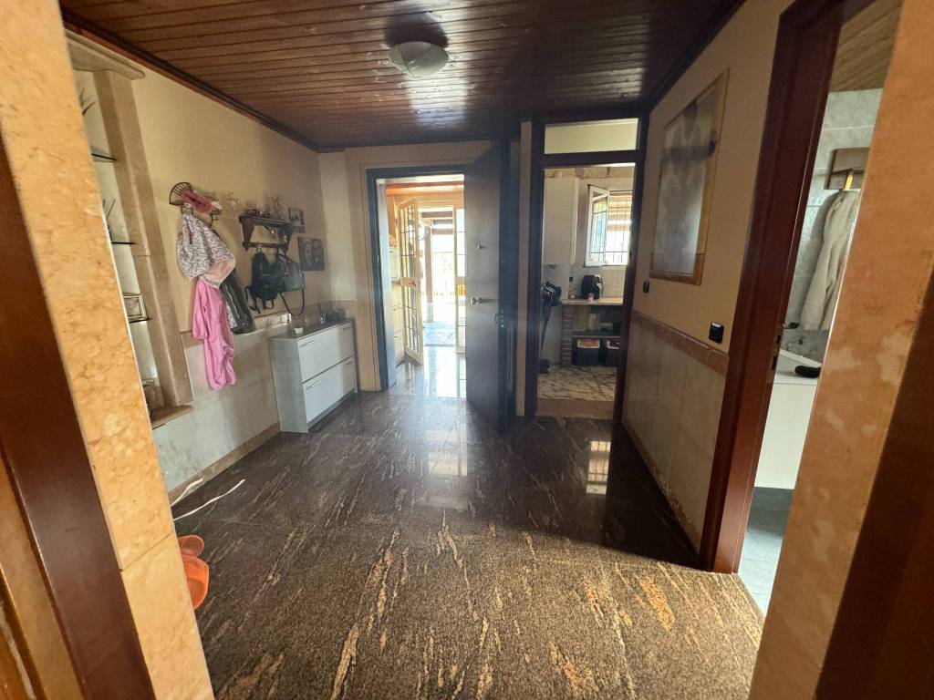 Villa a Mirandola in Via Bastiglia, 41 - Foto 3