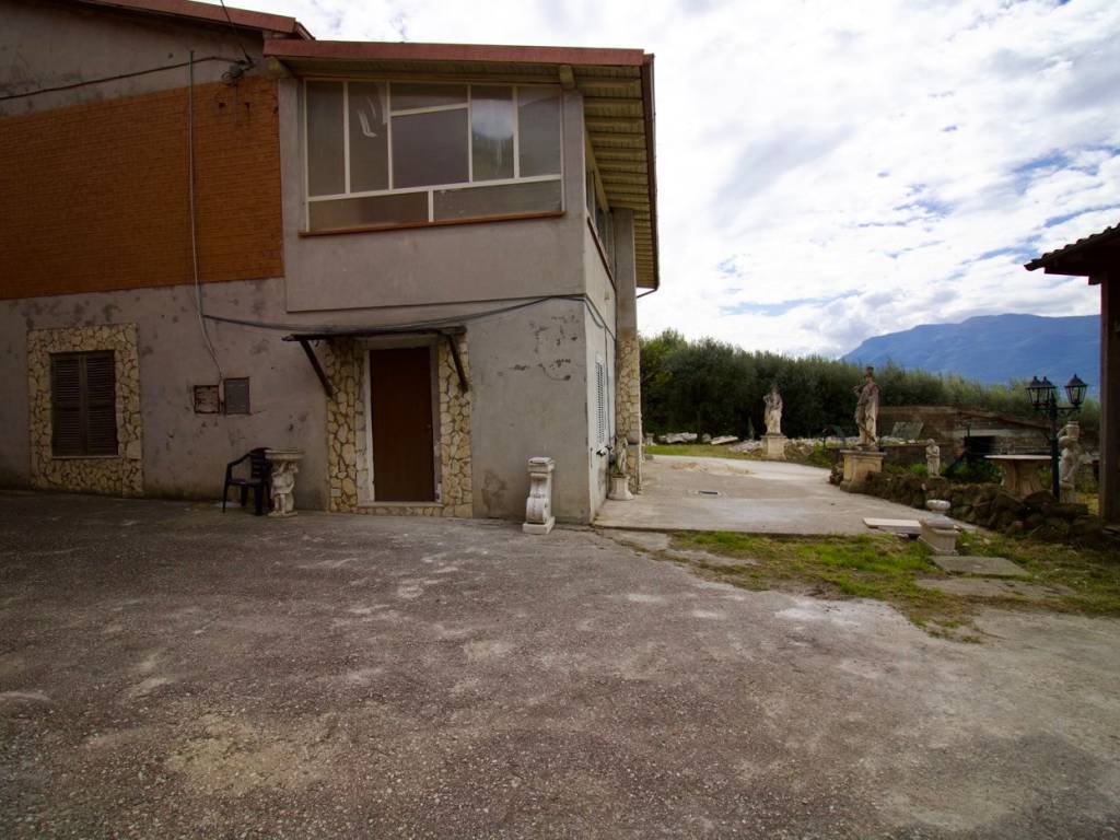 Villa a Anagni in Via Mola del Lago, 11 - Foto 2