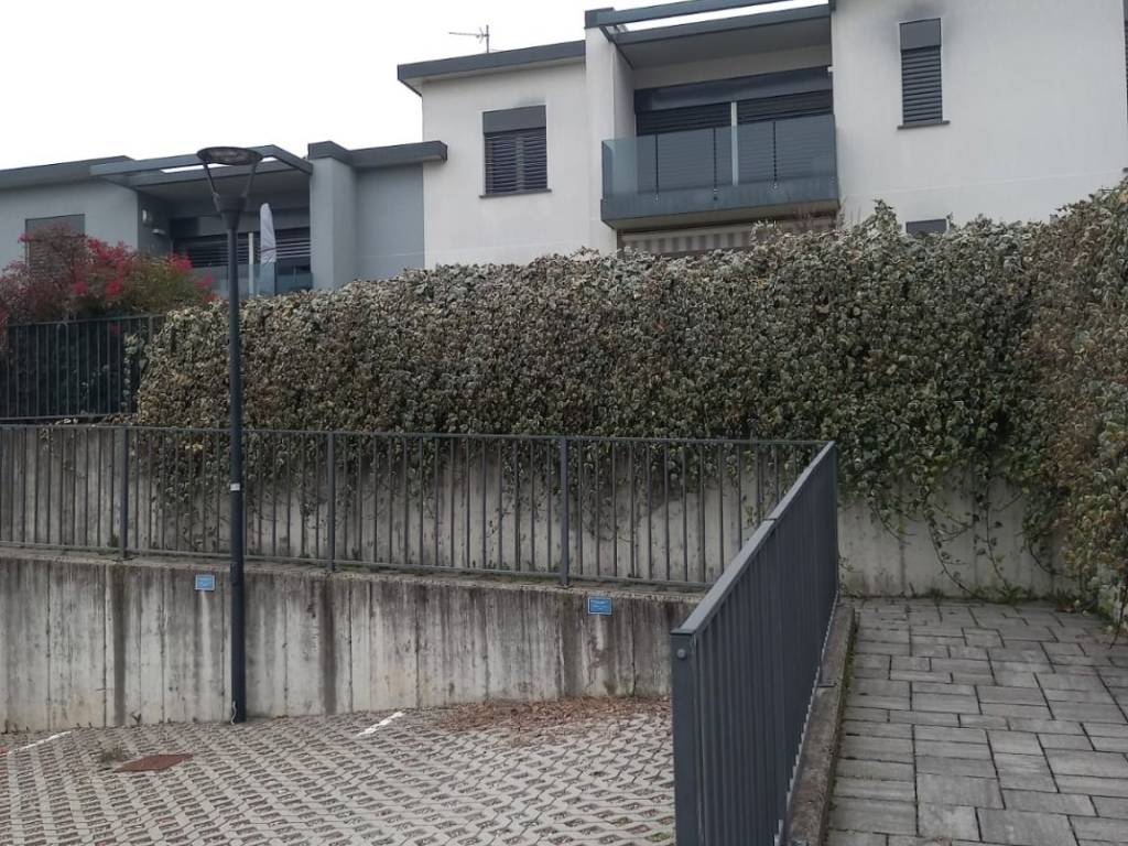 Appartamento a Bizzarone in Via Ratti - Foto 5