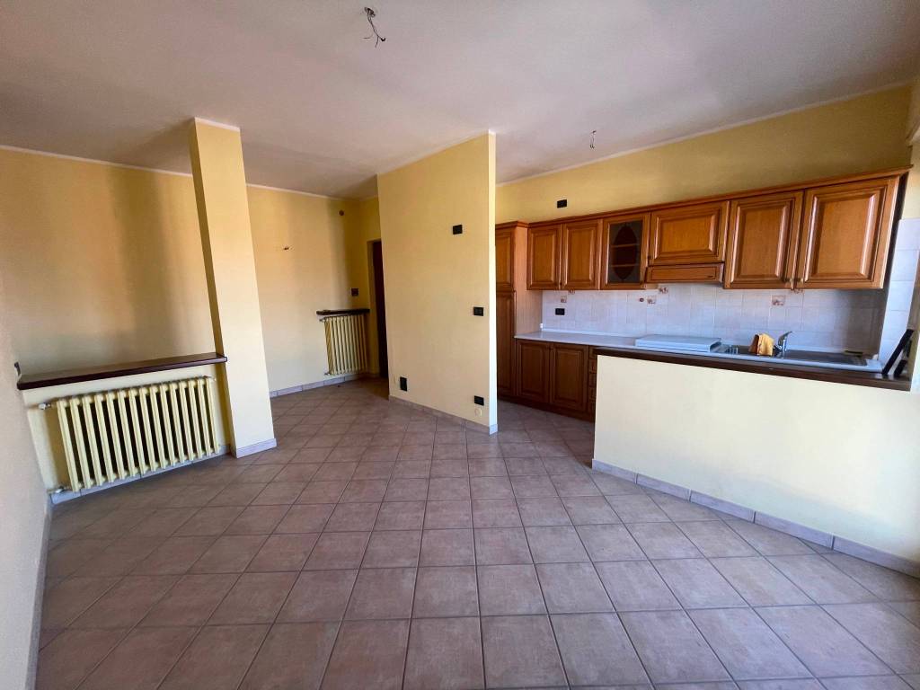 Appartamento a Boves in Via Vittorio Veneto, 38 - Foto 2