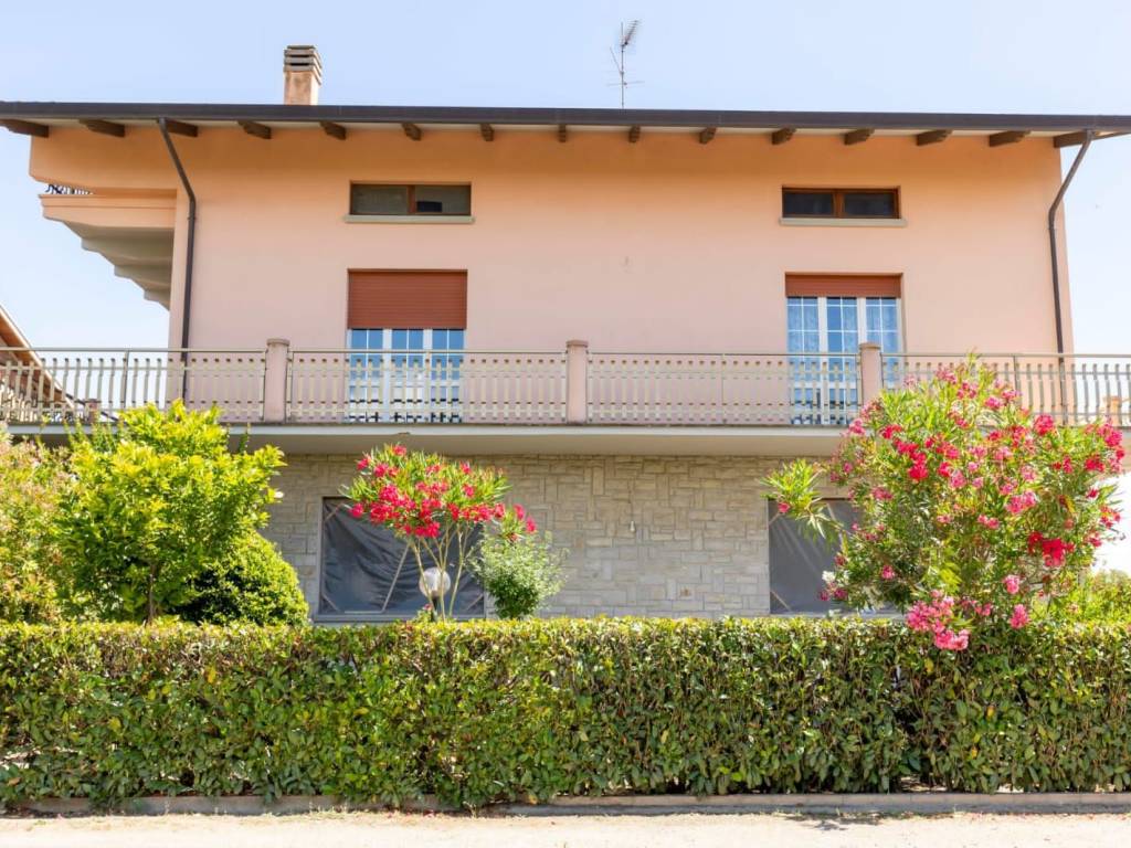 Villa a Deruta in Via Madonna dei Ranucci - Foto 3