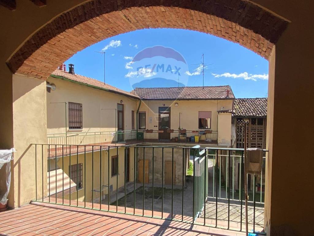 Appartamento a Monticello brianza in Via Battisti, 1 - Foto 2