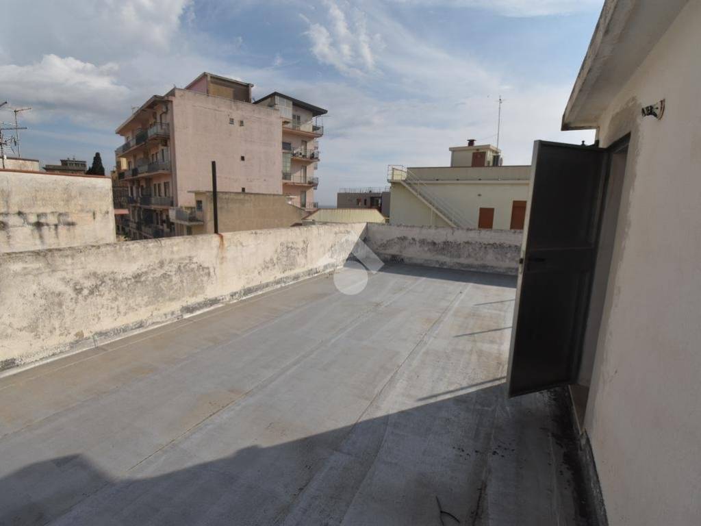 Appartamento a Reggio calabria in Via sbarre centrali - Foto 4