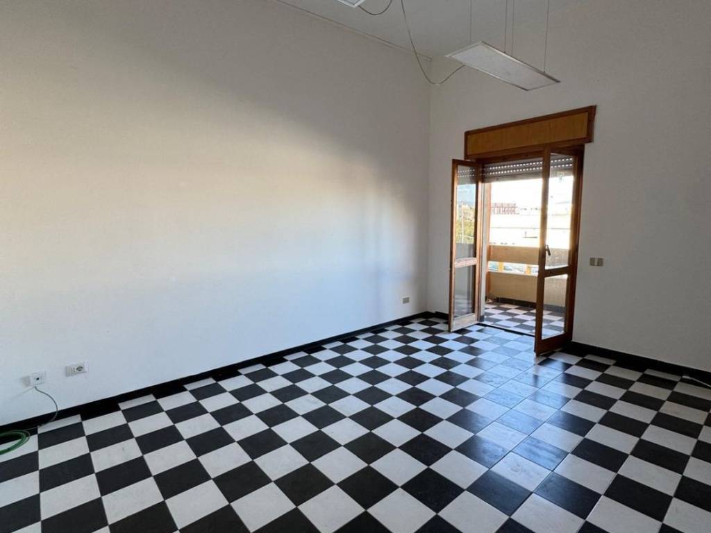 Immobile a Cagliari in Via venturi, 4 - Foto 2