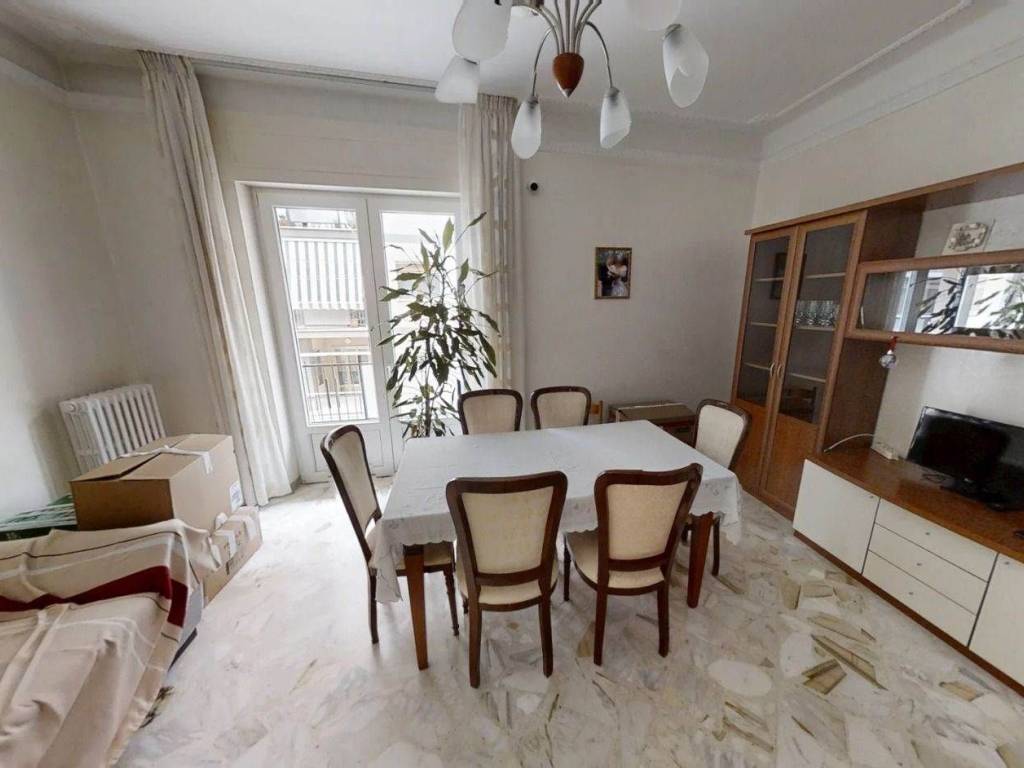 Appartamento a Martina franca in VIA ROSMINI - Foto 2