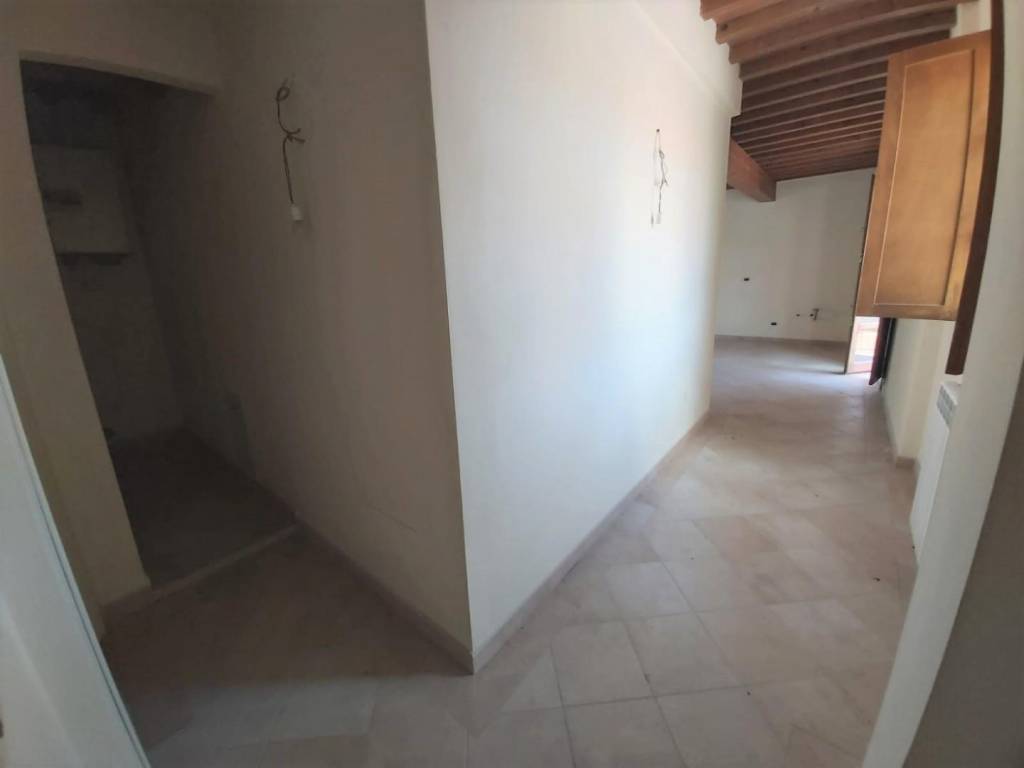 Appartamento a San giuliano terme in Via delle Sorgenti - Foto 4