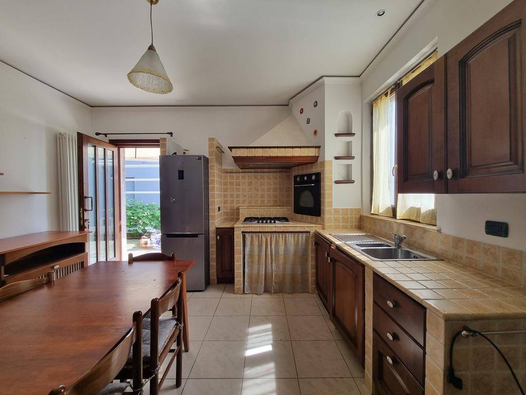 Casa indipendente a Notaresco in Via Tacito, 3 - Foto 4