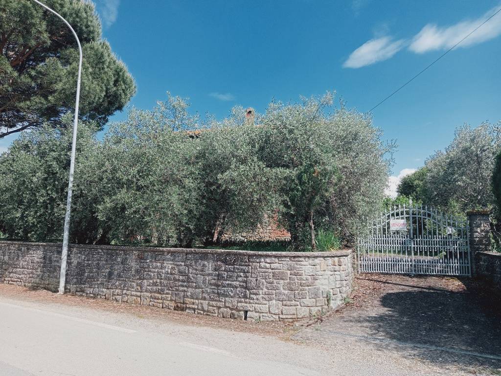Rustico / casale a Cortona in Case Sparse Burcinella - Foto 4