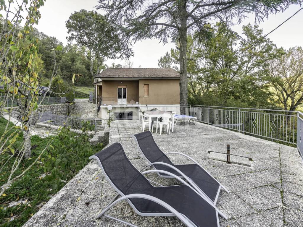 Villa a Pietralunga in Vocabolo Corniole 32 - Foto 2