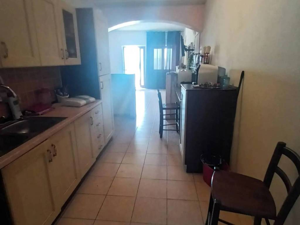 Appartamento a Calangianus in piazza monti alcu 13 - Foto 2