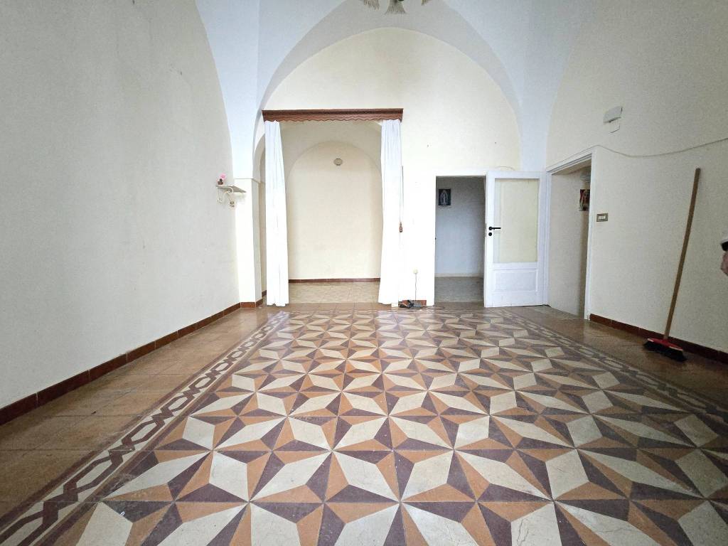 Casa indipendente a Ostuni in Piazza della Libertà - Foto 4