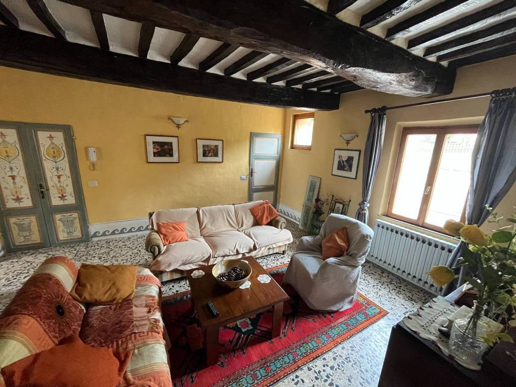 Casa indipendente a Castiglione del lago in Via Fioretti, 39 - Foto 4