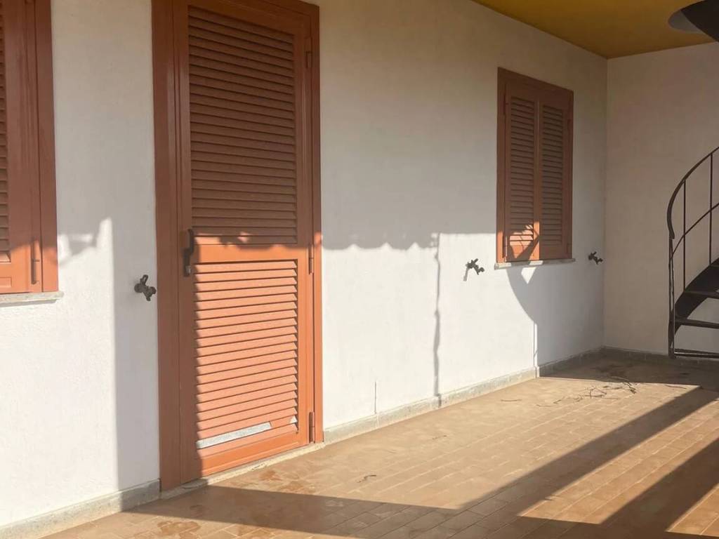 Villa a Montalto di castro in Via Capri, 26 - Foto 2