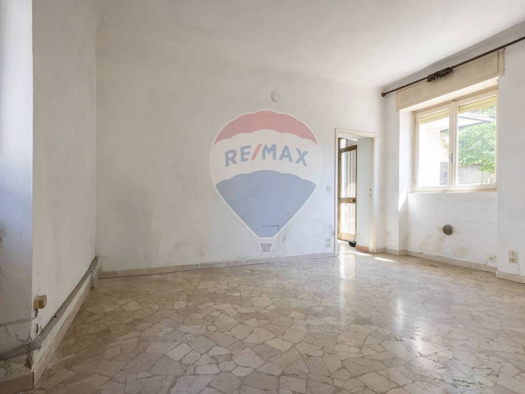Appartamento a Lonate pozzolo in Via Santa Caterina, 9 - Foto 4