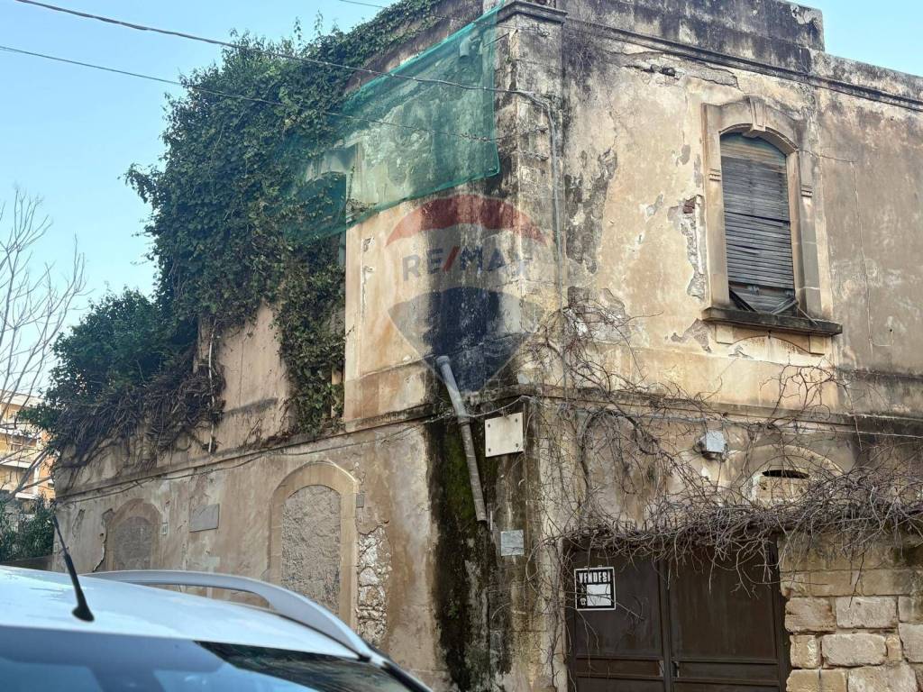 Casa indipendente a Siracusa in VIA MILANO - Foto 2