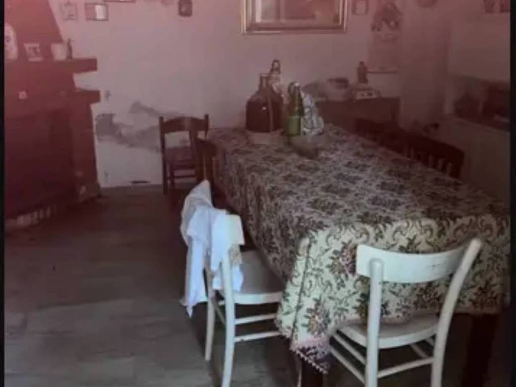 Casa indipendente a Perdasdefogu in Corso Vittorio Emanuele - Foto 4