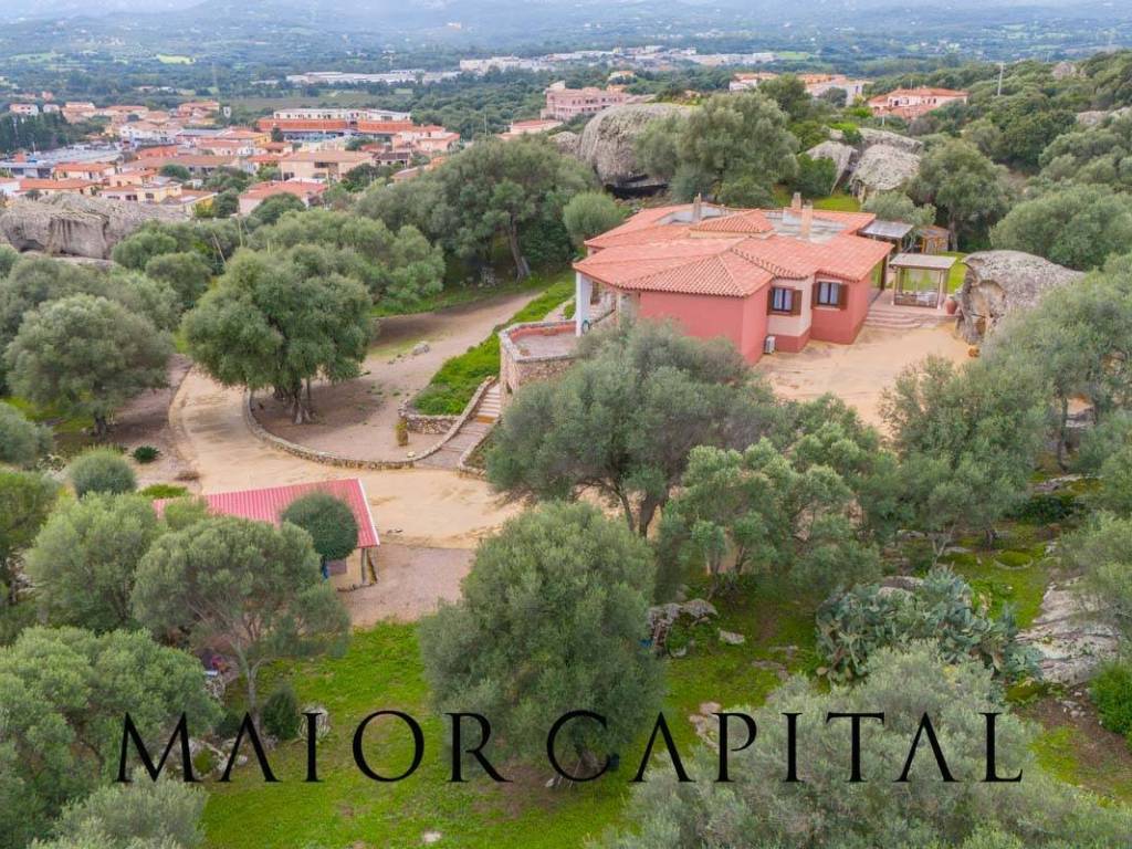 Villa a Arzachena in Via Augusto - Foto 4