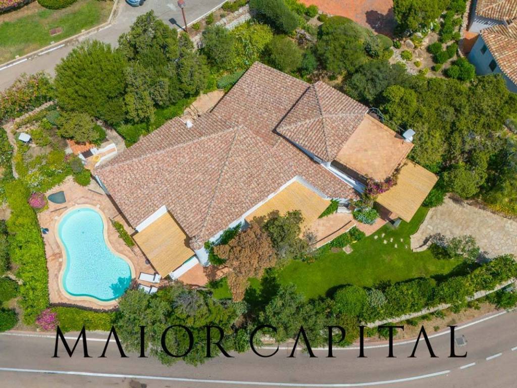 Villa a Arzachena in Via della Bolina - Foto 3