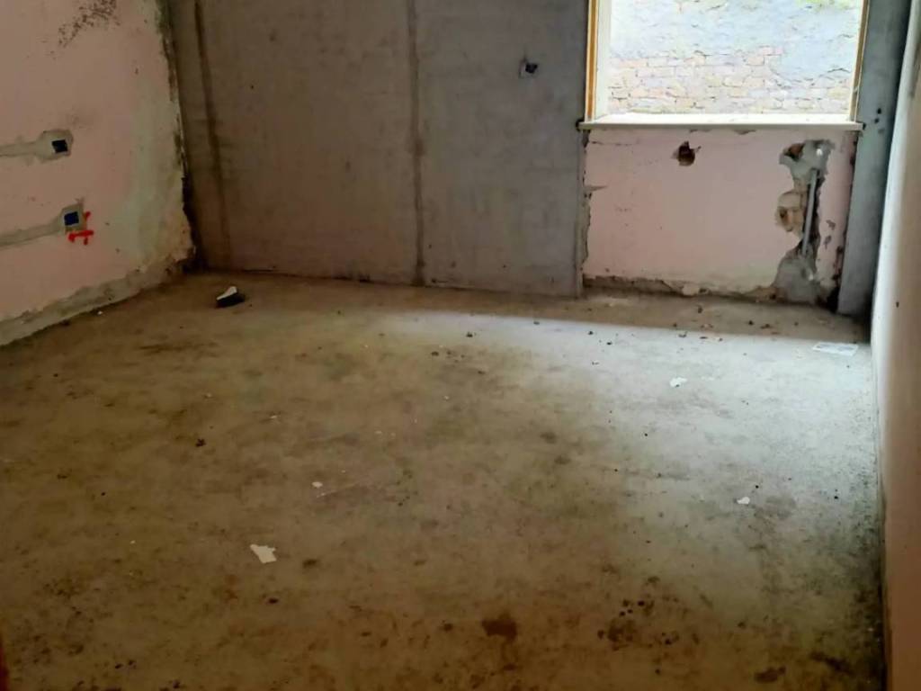 Casa indipendente a Loreto aprutino in Piazza Giuseppe Garibaldi - Foto 4