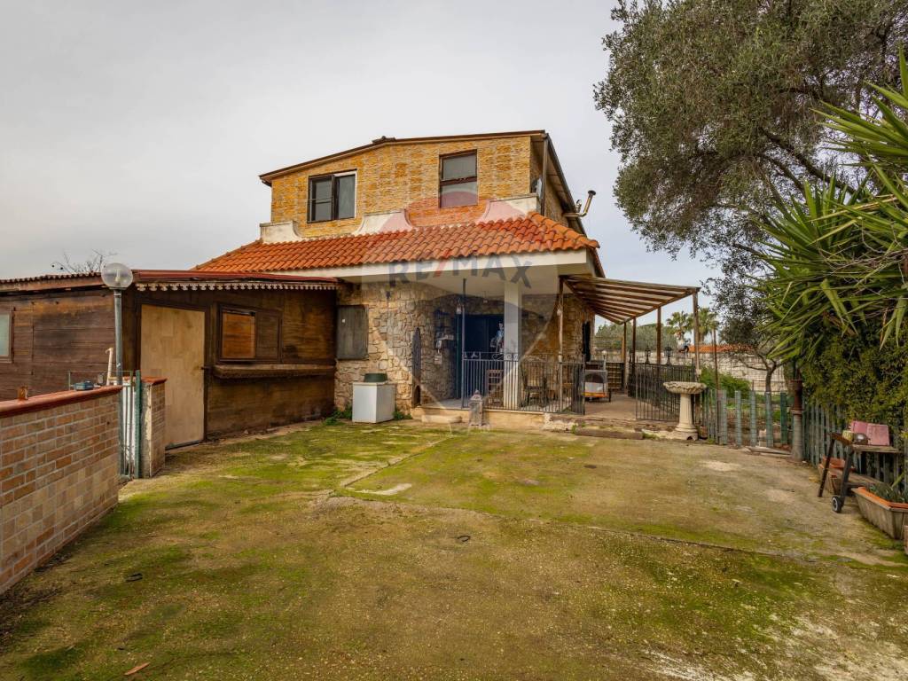 Casa indipendente a Valenzano in Contrada Ognissanti, 5 - Foto 3