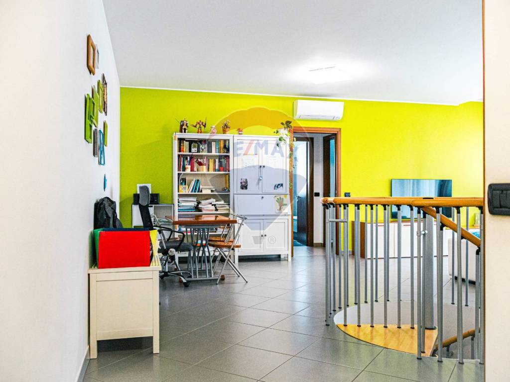 Appartamento a Samarate in VIA SAN FRANCESCO D'ASSISI, 4 - Foto 5