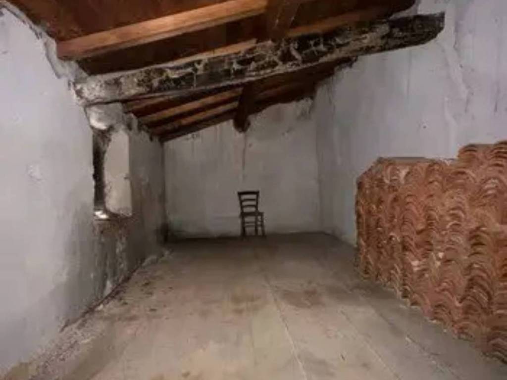 Casa indipendente a Orani in Piazza Giovanni XXIII (Piazza Santa Croce) - Foto 2