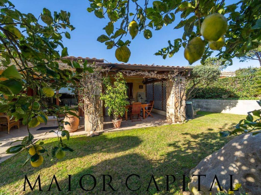 Villa a Loiri porto san paolo in Via Tiziano - Foto 3
