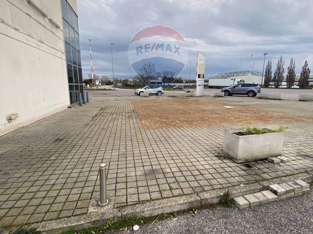 Immobile a Rovigo in Viale delle Industrie - Foto 2
