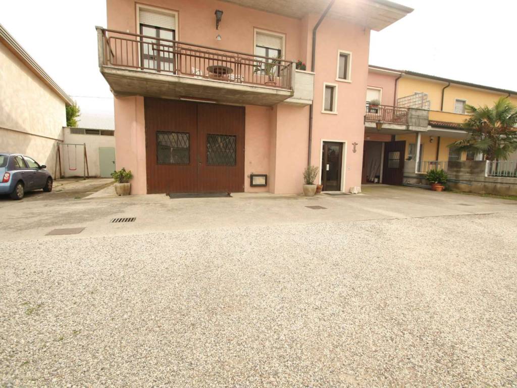 Immobile a Villafranca di verona in Via Genova - Foto 1