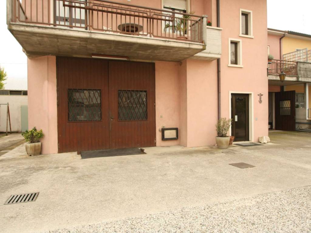 Immobile a Villafranca di verona in Via Genova - Foto 2