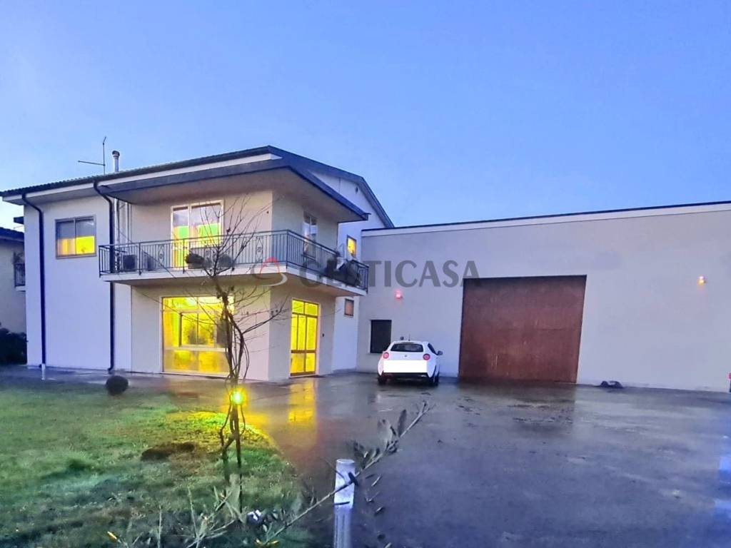 Villa a Pressana in Via Padana - Foto 2