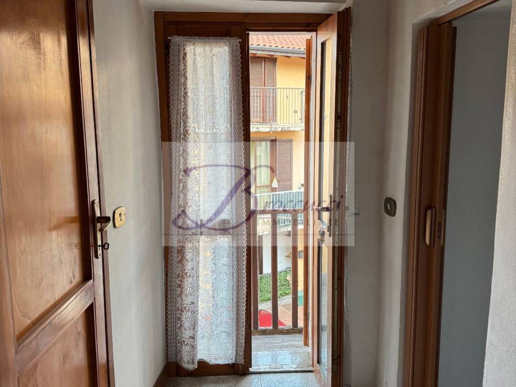 Casa indipendente a Cuasso al monte - Foto 5