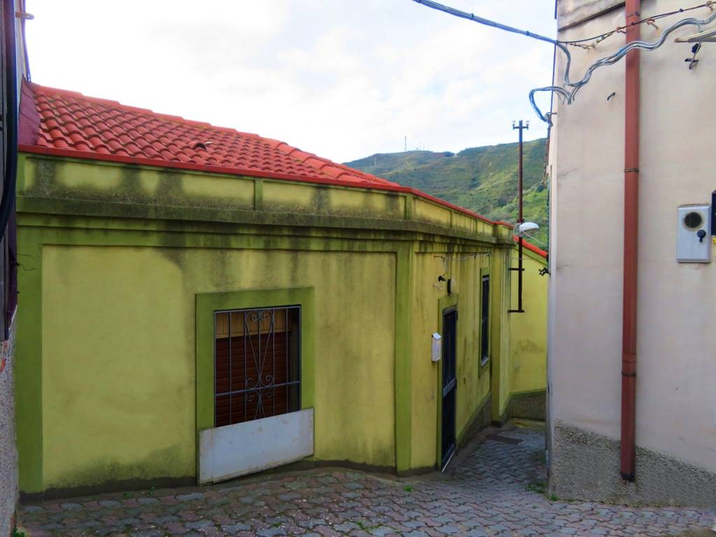 Casa indipendente a Saponara in Via Tavernola, 84 - Foto 2
