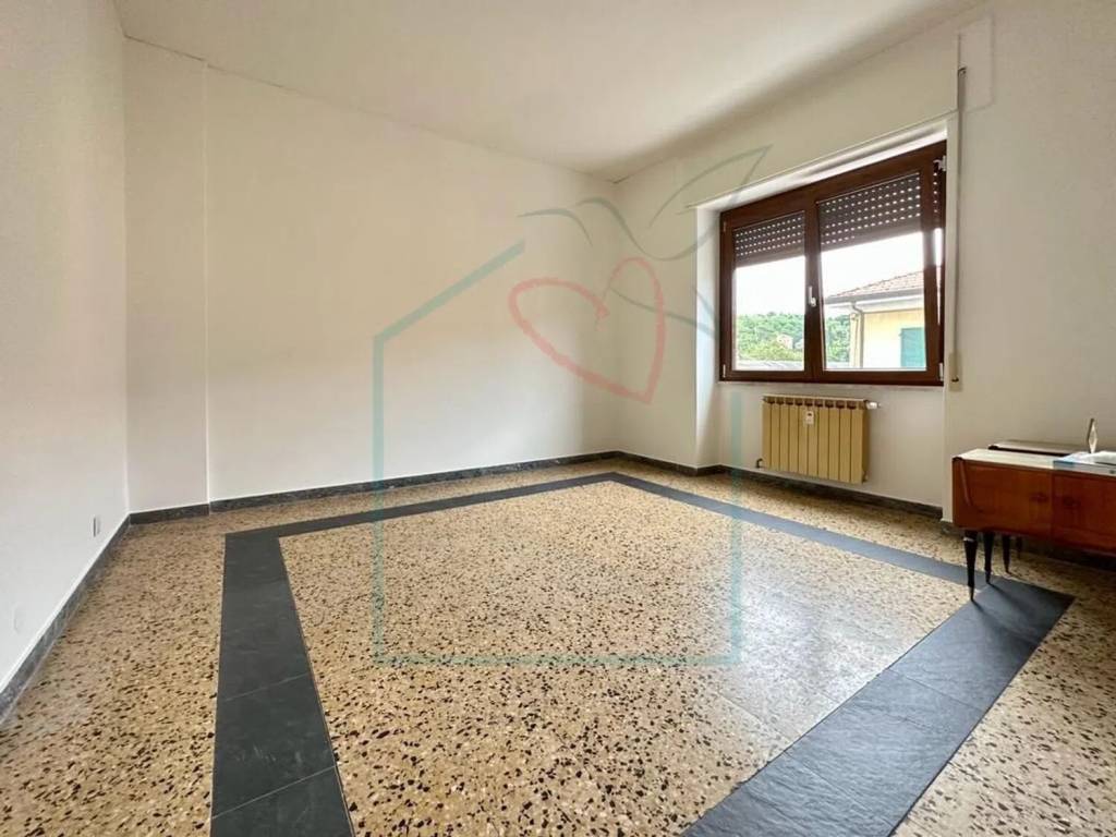 Appartamento a Sarzana in Via Torrione San Francesco - Foto 2